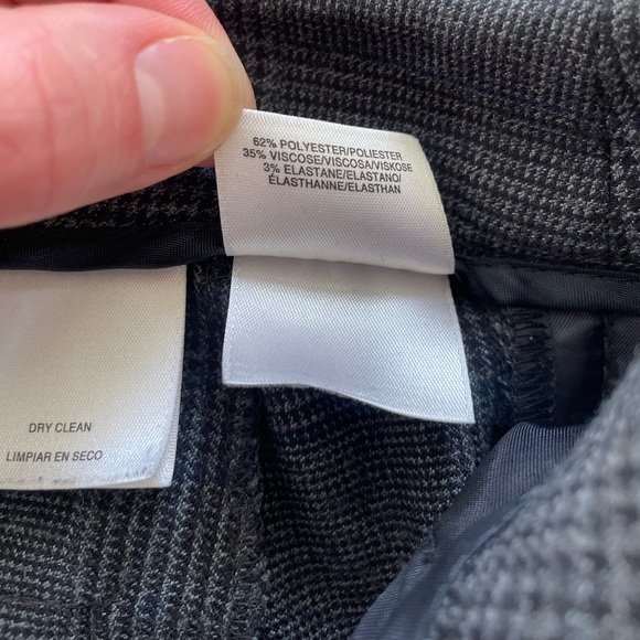 Size 6 Jones New York Grey Plaid Pants - Picture 7 of 17